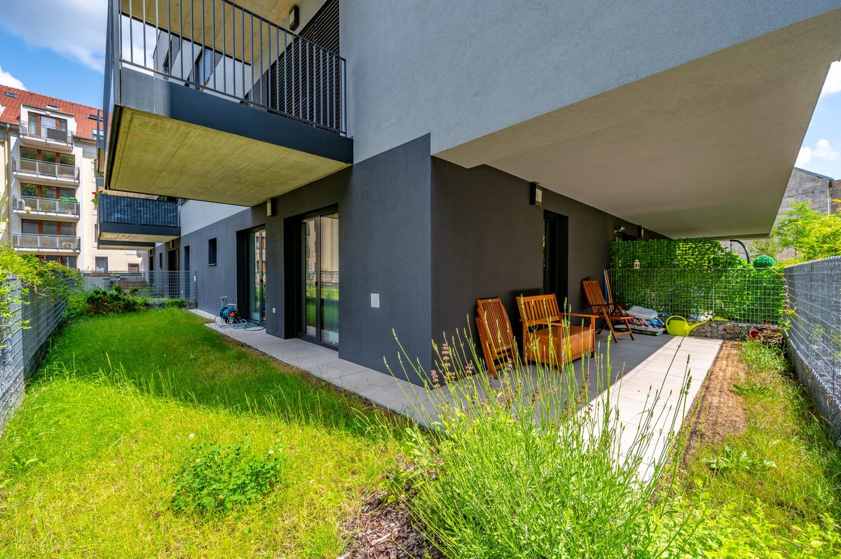 Pronájem bytu 2+kk 58 m² Na Neklance, Praha 5 Smíchov