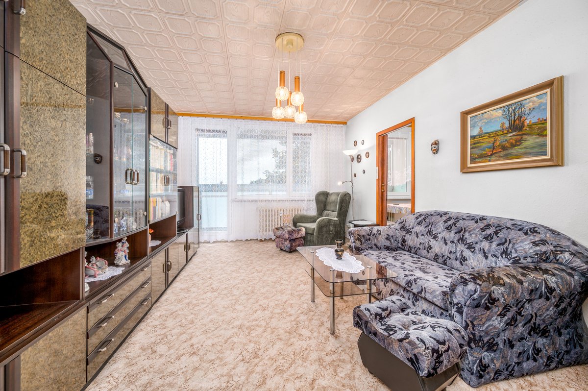 Prodej byt 3+1 72 m2, panel v OV + lodžie a sklep, Na Poříčí, Zruč nad Sázavou