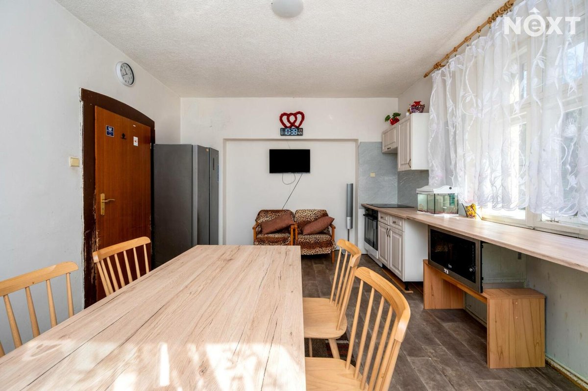 Prodej rodinného domu, 258 m²